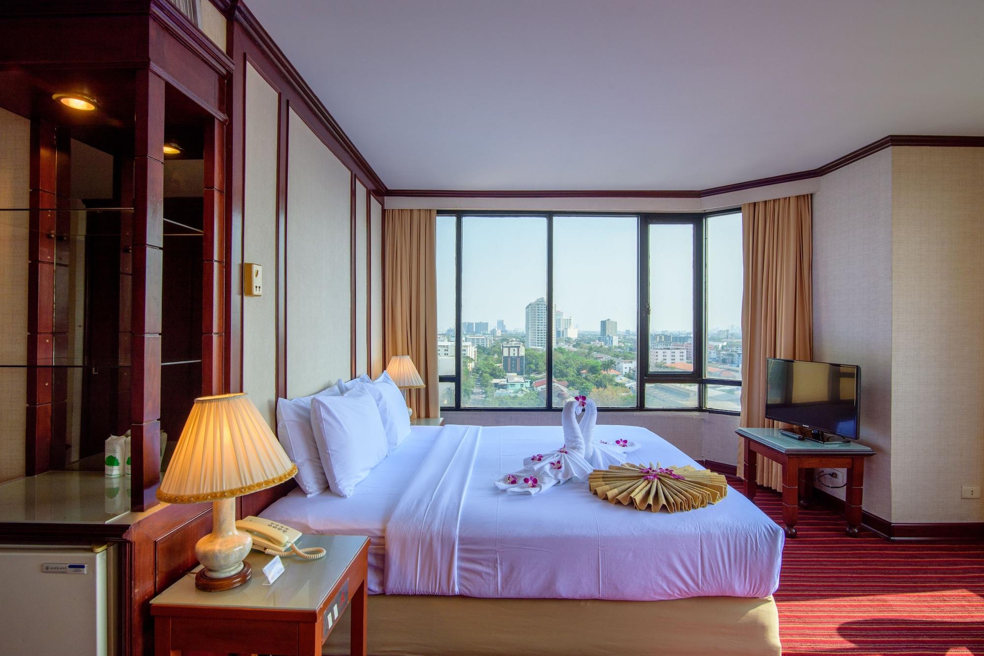 Alexander Hotel Bangkok Exterior photo